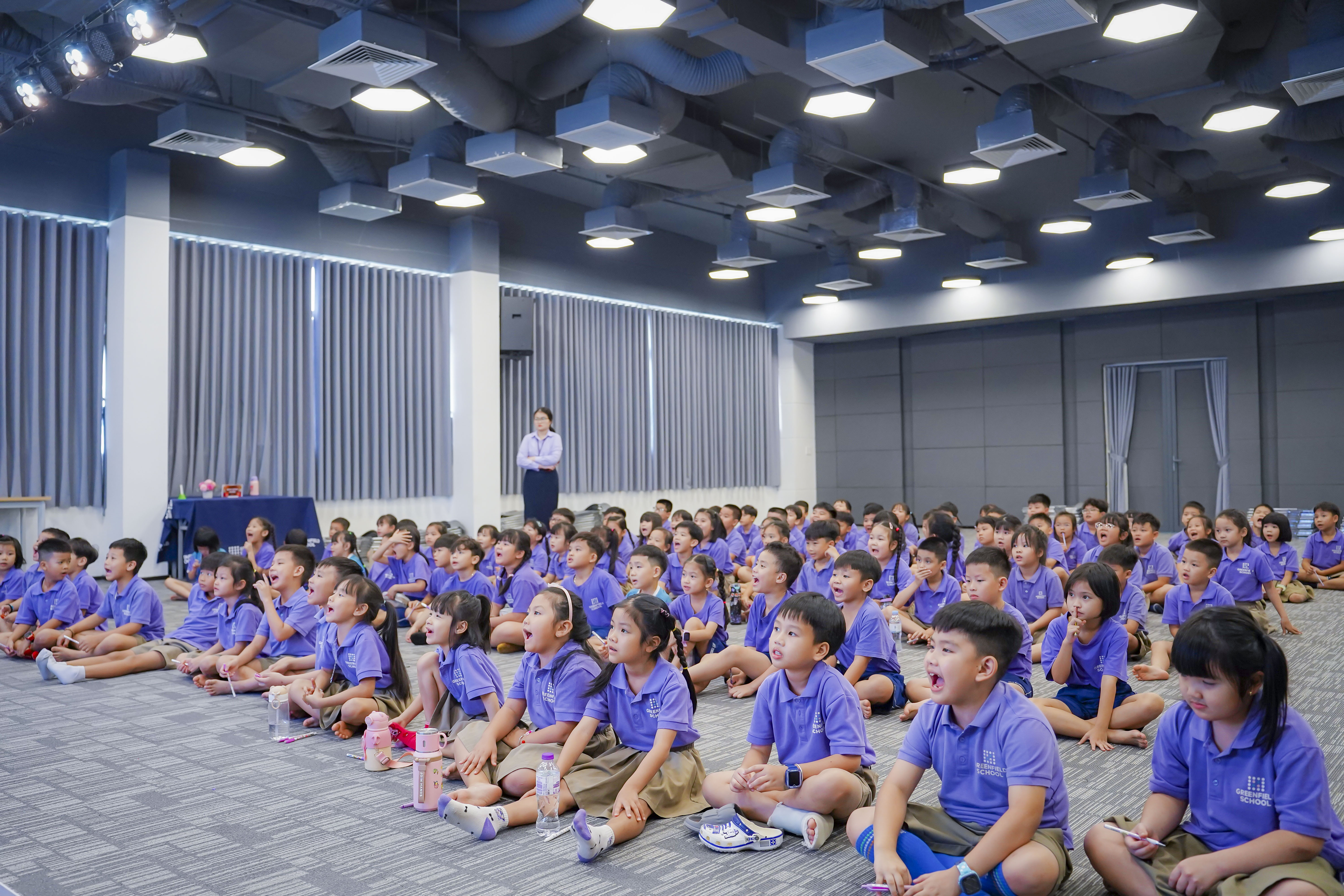 hoc-sinh-khoi-1-2-tham-gia-WS-kham-pha-the-gioi